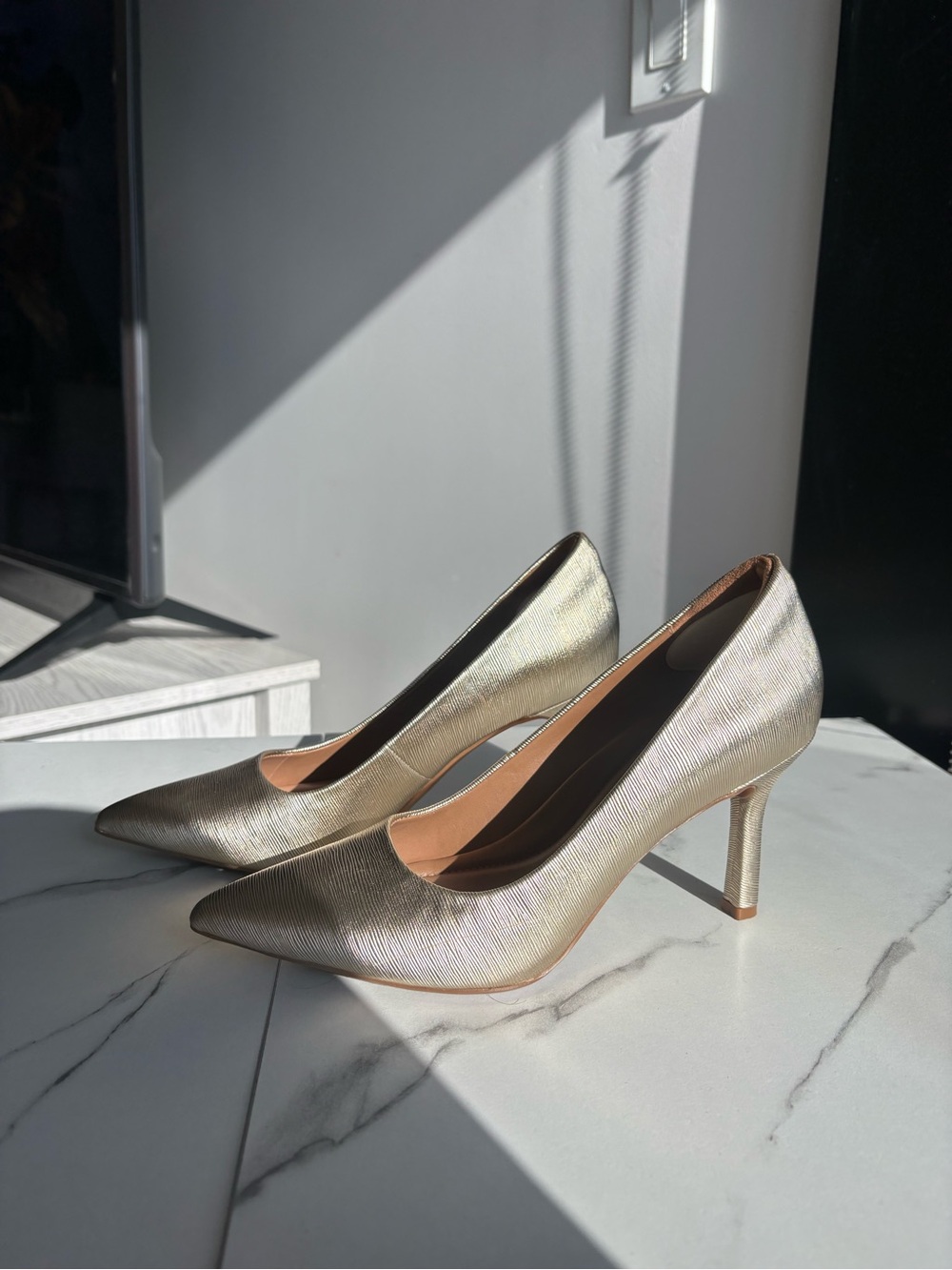 Nordstrom Metallic Gold Textured Pointed-Toe Pumps